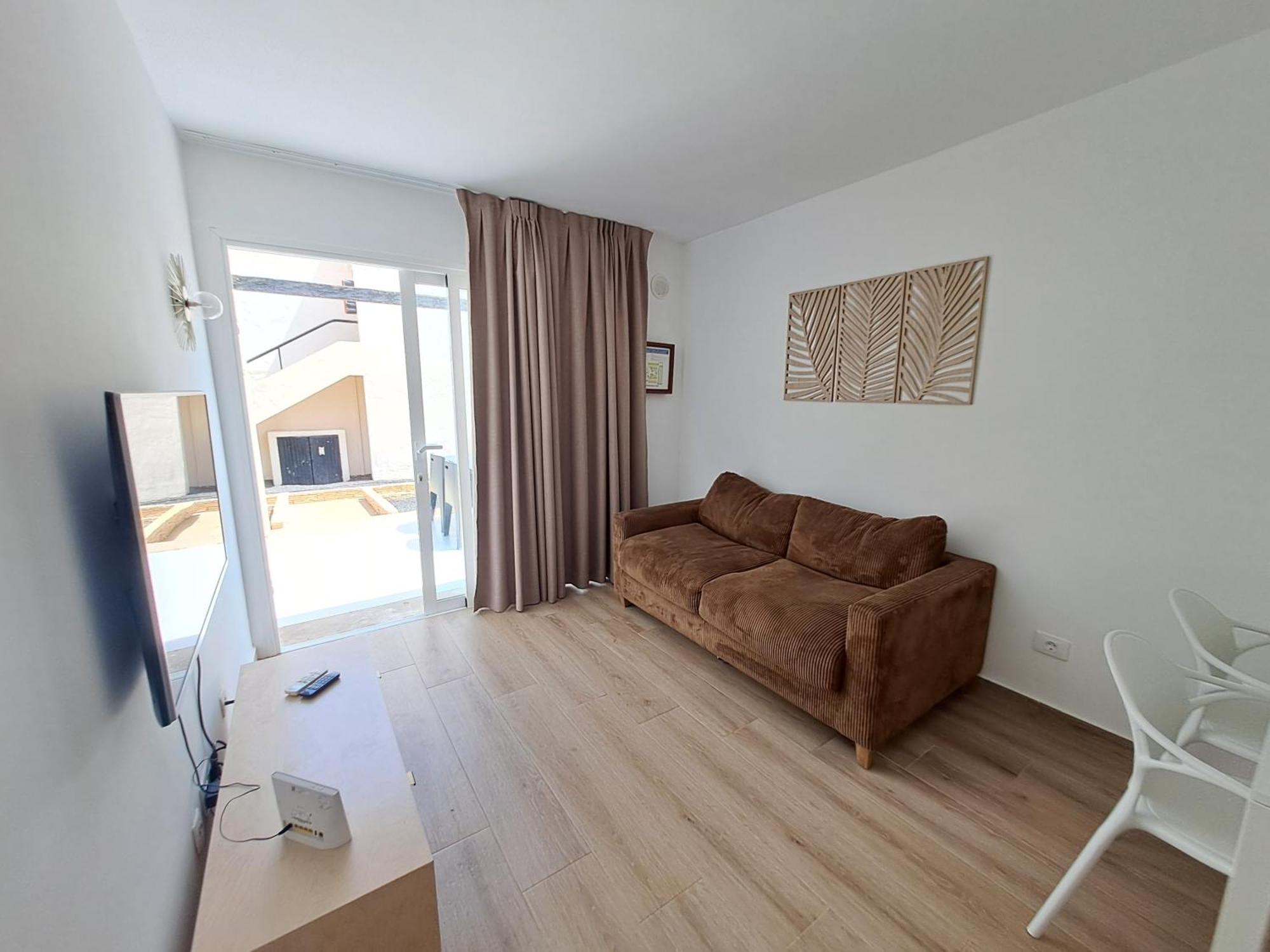 Homeforguest Apartamento Con Terraza Y Piscina En Corralejo Kültér fotó