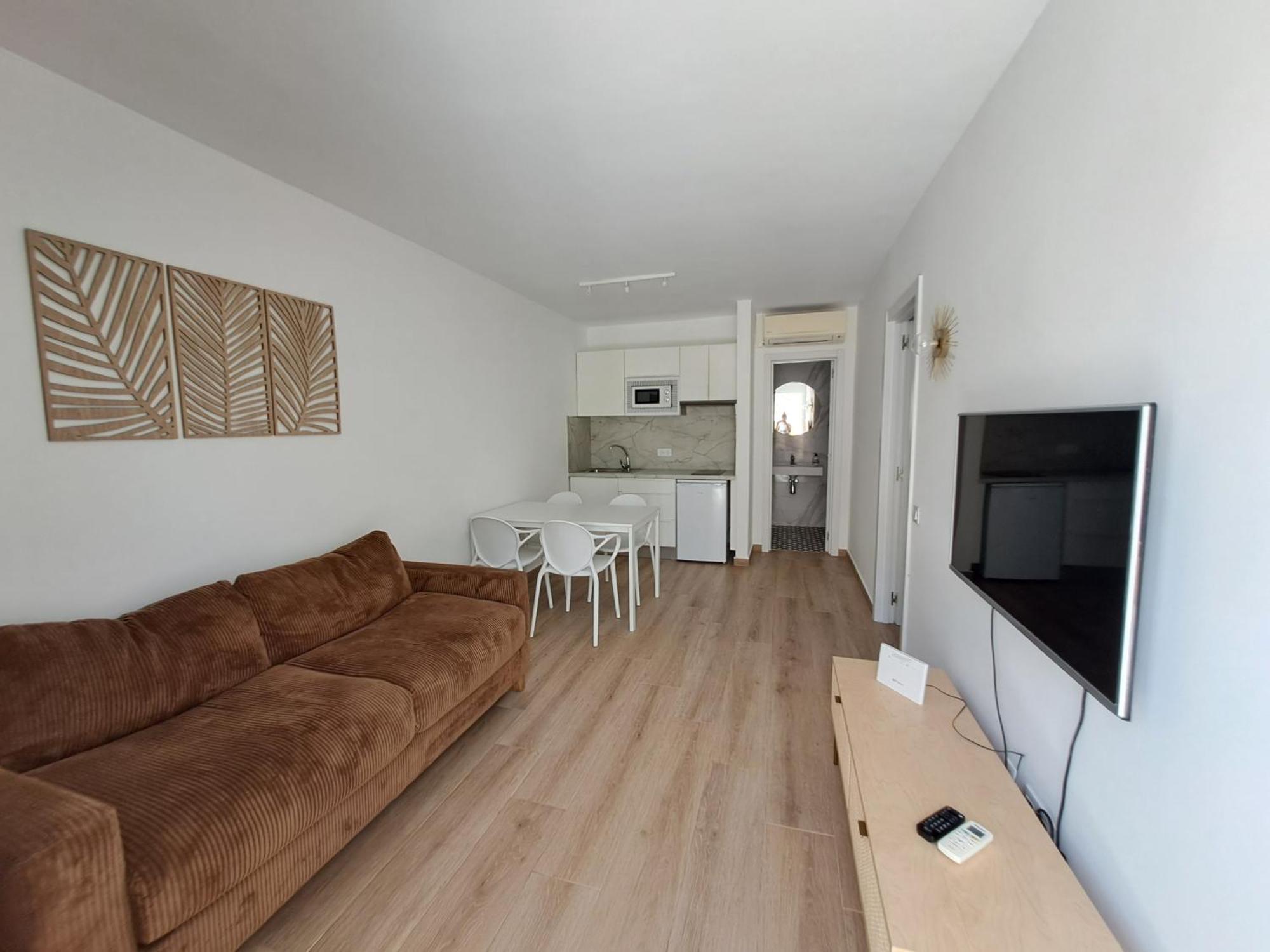 Homeforguest Apartamento Con Terraza Y Piscina En Corralejo Kültér fotó
